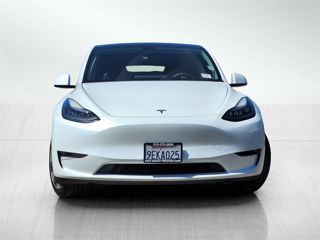 Used 2023 Tesla Model Y Long Range with VIN 7SAYGAEE0PF633556 for sale in Kansas City