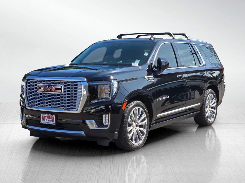 2023 GMC Yukon Denali photo 3