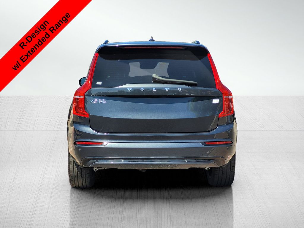 2022 Volvo XC90 Recharge Plug-In Hybrid T8 R-Design Extended Range 7P photo 4