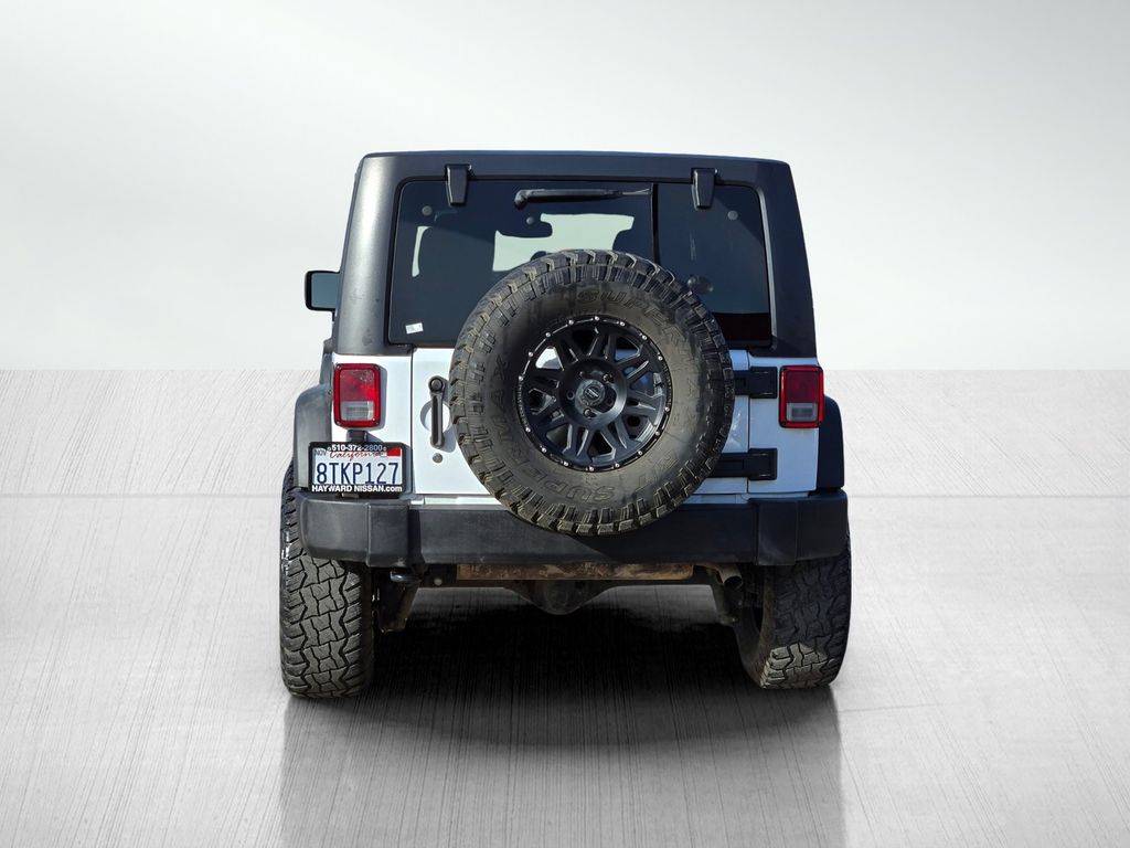 2018 Jeep Wrangler JK Unlimited Sport photo 4