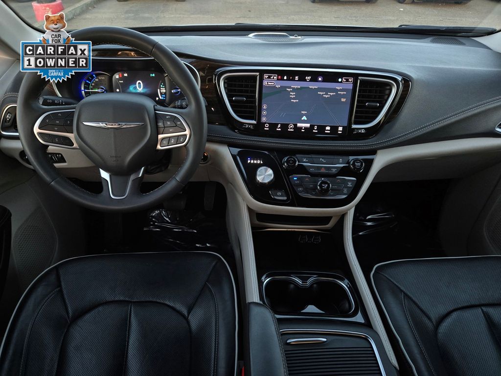 2023 Chrysler Pacifica Hybrid Limited - Photo 16