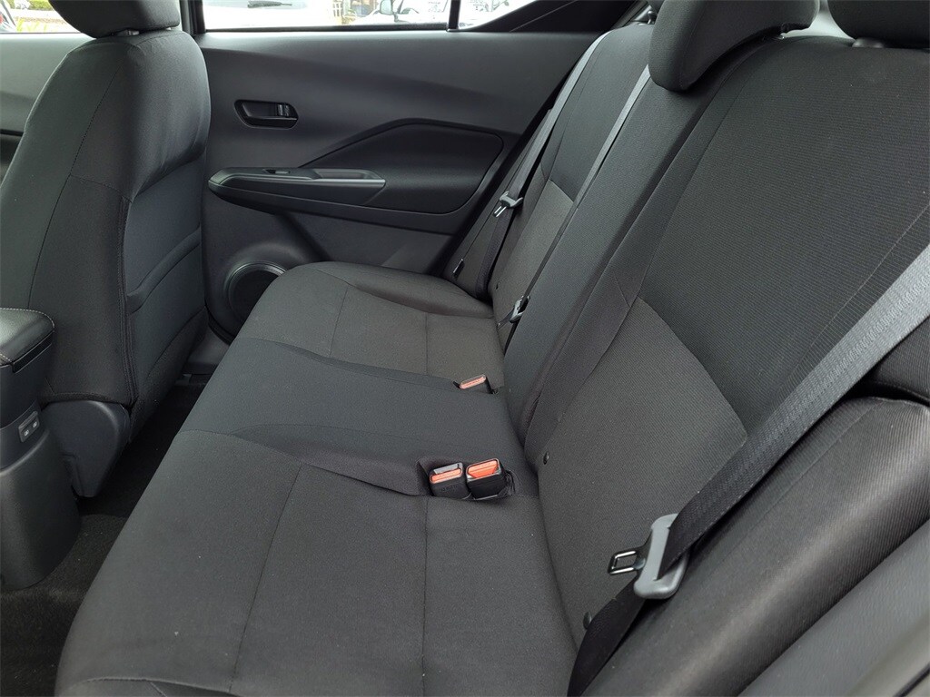 2025 Nissan Kicks Play S photo 4