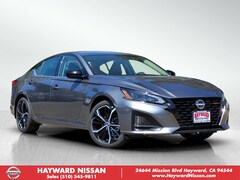 2025 Nissan Altima 2.5 SR Sedan