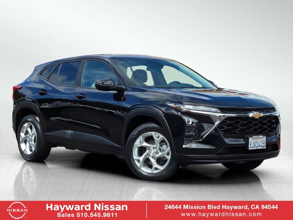 Used 2024 Chevrolet Trax LS SUV
