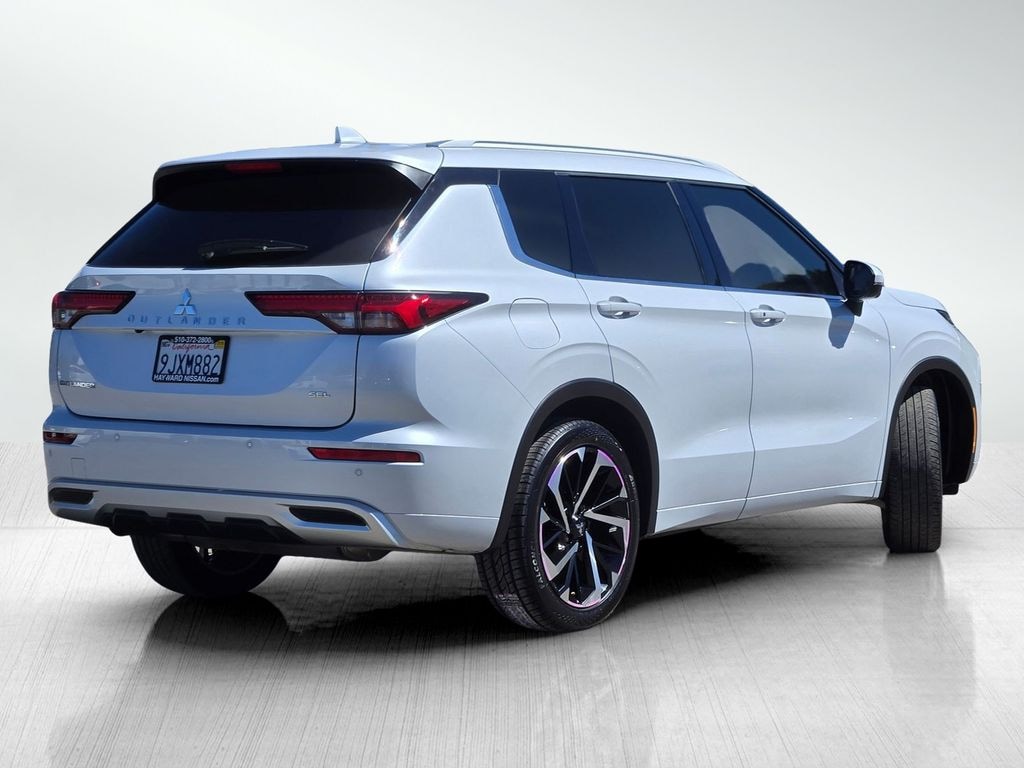 Used 2024 Mitsubishi Outlander SEL SUV