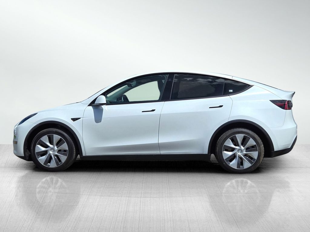 2023 Tesla Model Y Long Range photo 6