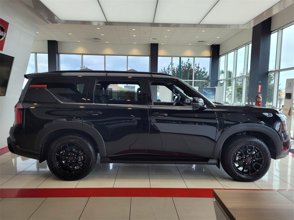 2026 Nissan Armada photo 2