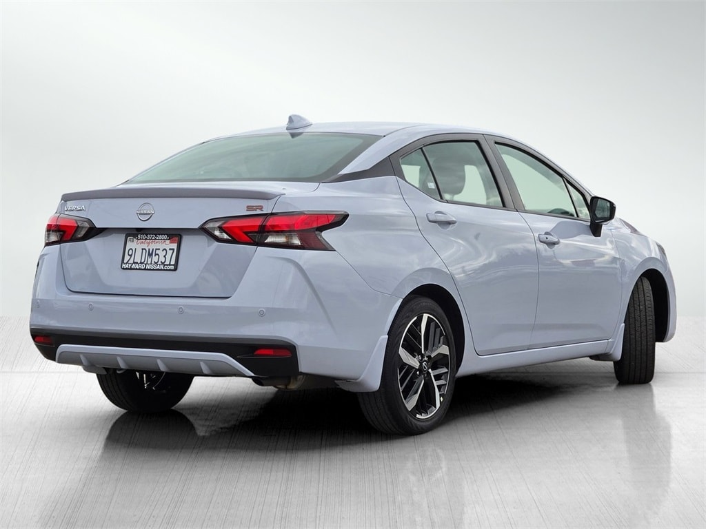 Used 2024 Nissan Versa 1.6 SR Sedan