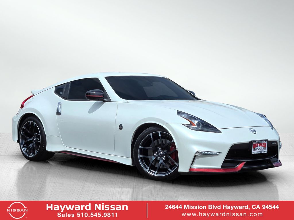2016 Nissan 370Z Coupe NISMO Tech 6M/T's photo