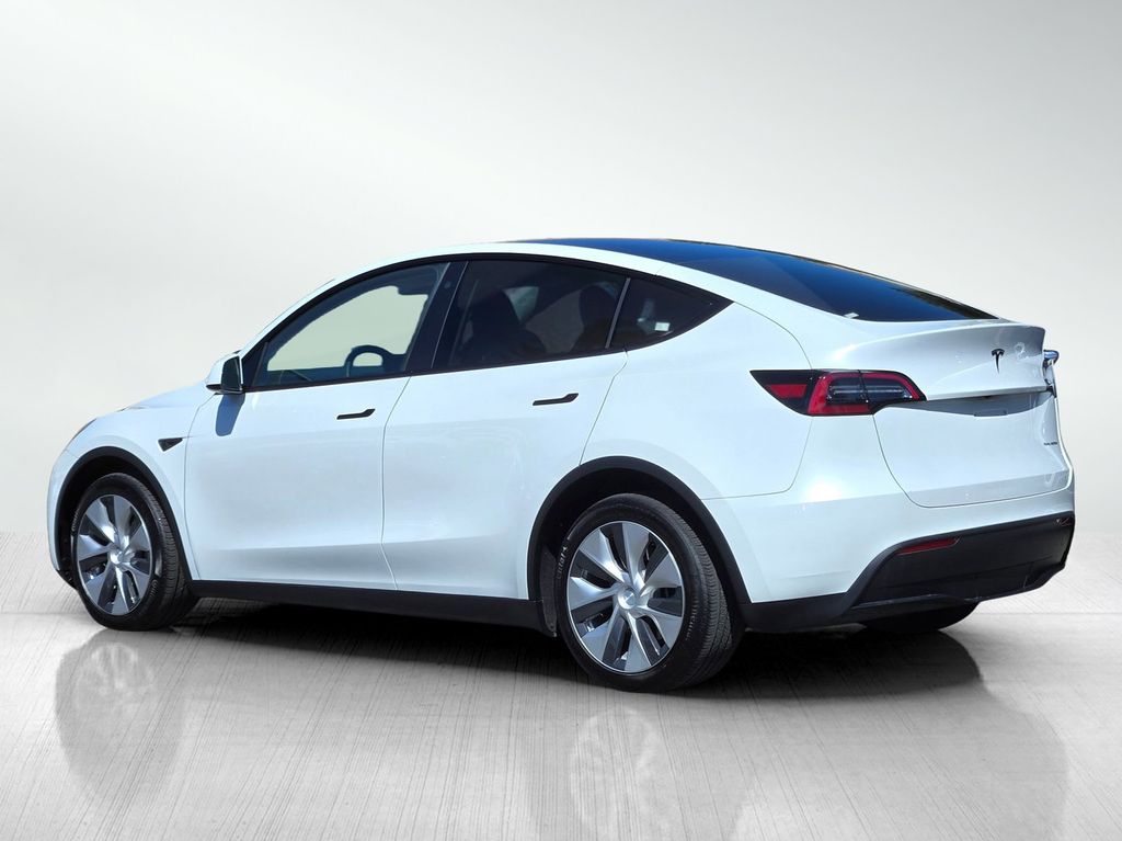 2023 Tesla Model Y Long Range photo 5