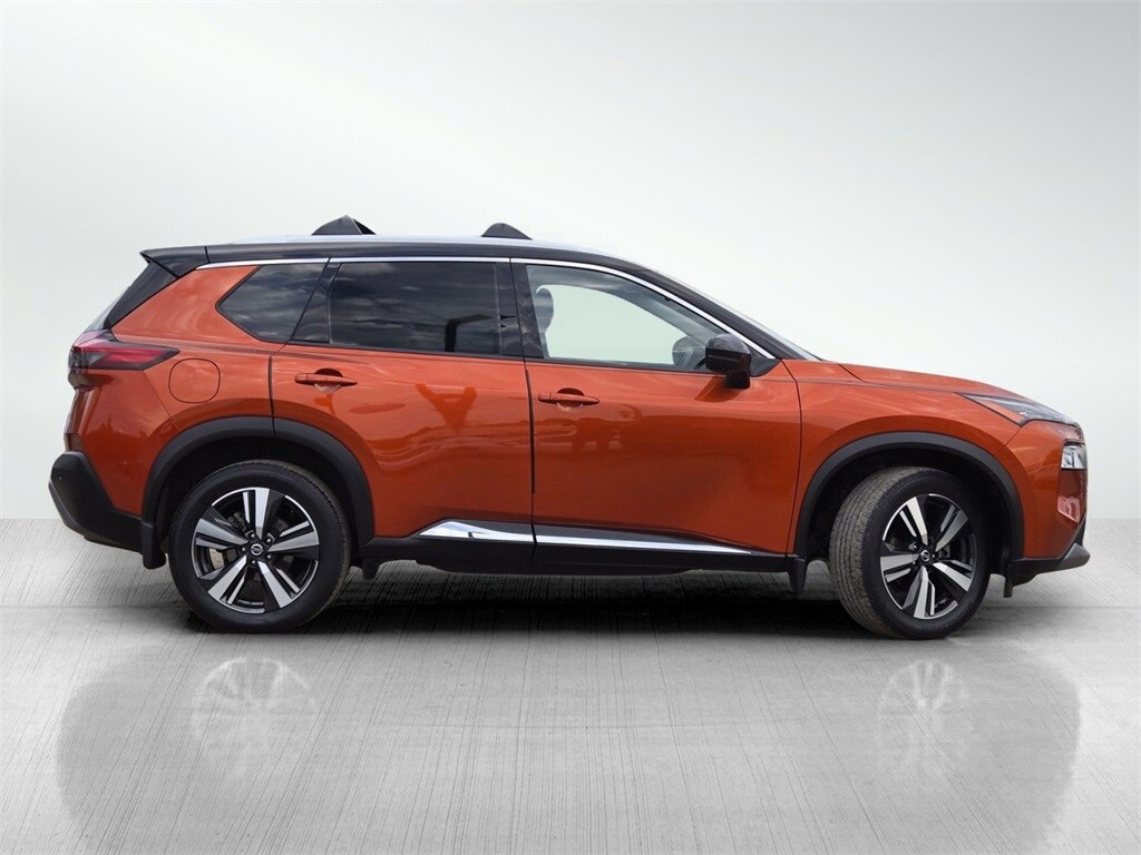 2021 Nissan Rogue SL photo 3