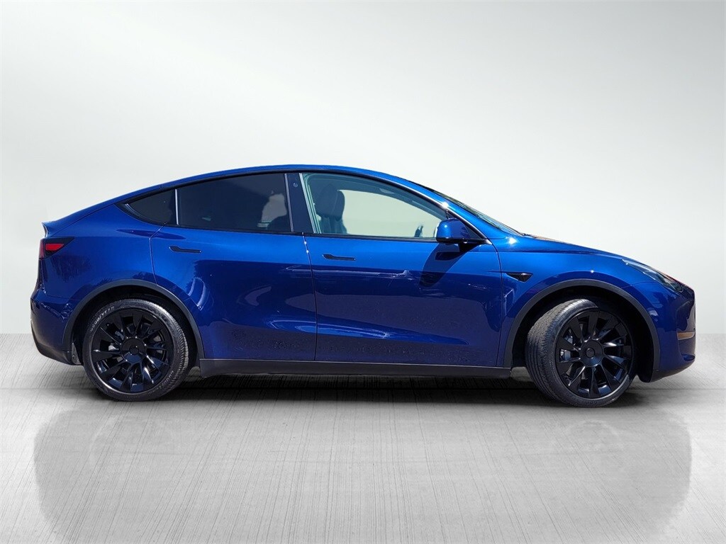2021 Tesla Model Y Long Range photo 3