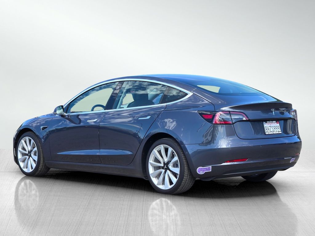 2018 Tesla Model 3 Mid Range photo 5