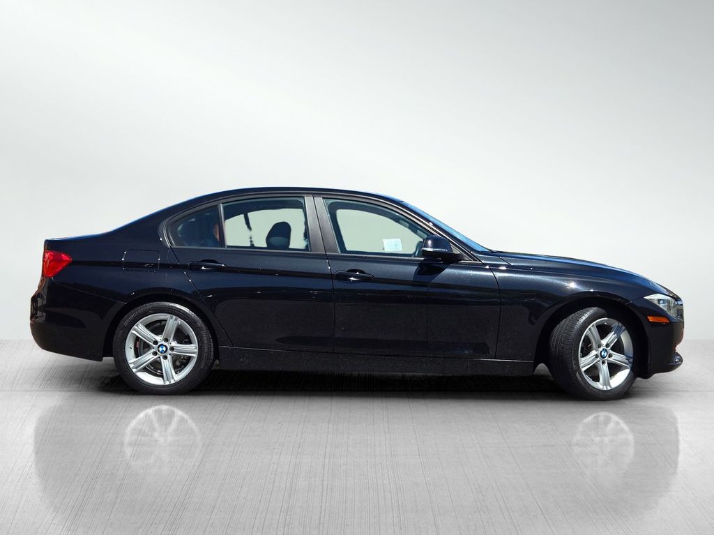 2015 BMW 3 Series 328i photo 2