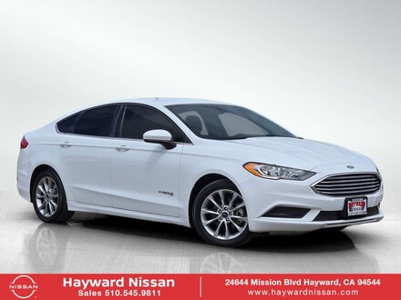 2017 Ford Fusion Hybrid SE Sedan