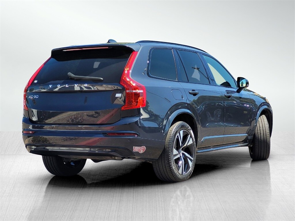 Used 2022 Volvo XC90 Recharge Plug-In Hybrid T8 R-Design Extended Range 7P SUV