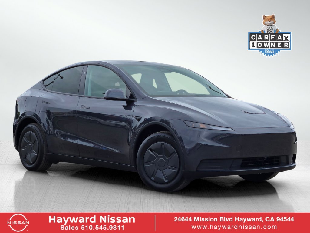 2026 Tesla Model Y Standard