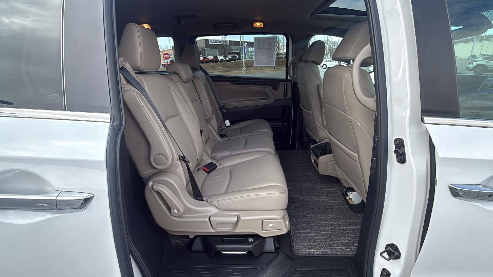 2024 Honda Odyssey EX-L - Photo 20