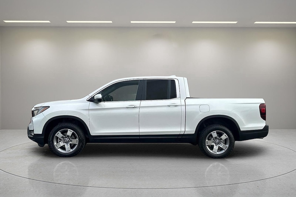 New 2026 Honda Ridgeline RTL Truck Crew Cab