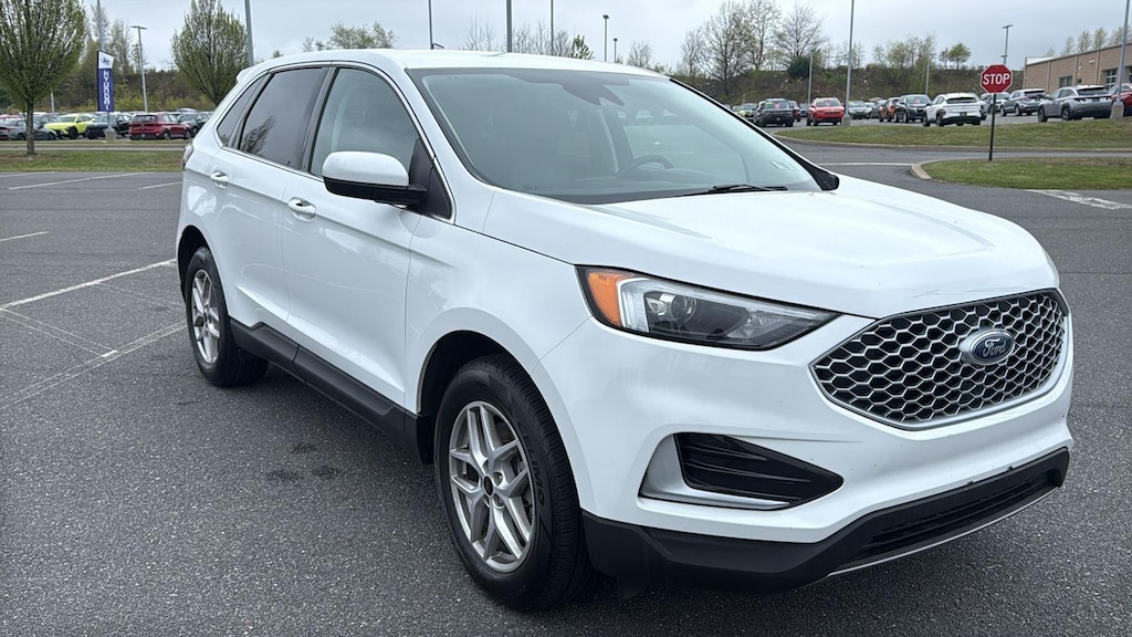 Used 2024 Ford Edge SUV