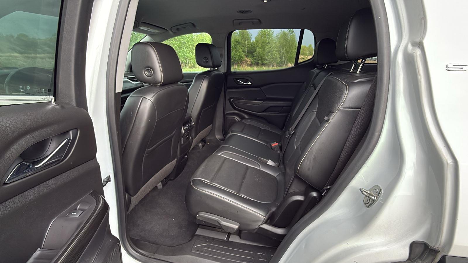 2020 GMC Acadia SLT - Photo 24