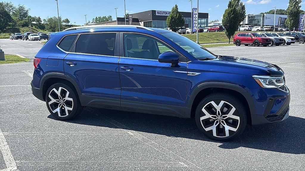 Used 2022 Volkswagen Taos 1.5T SEL 4MOTION SUV