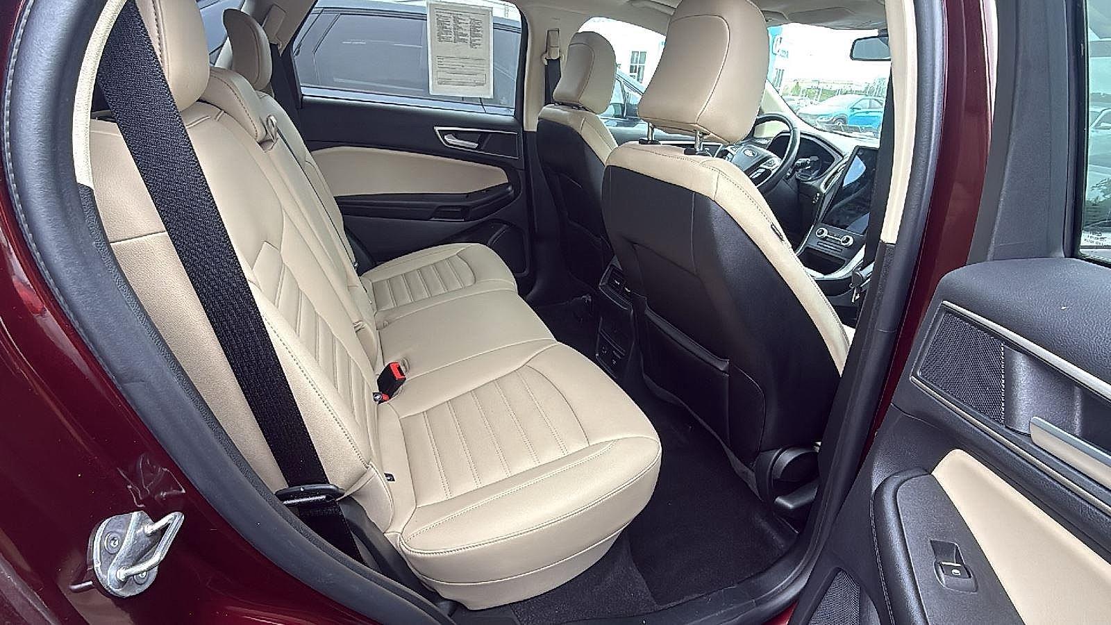 2022 Ford Edge SEL - Photo 8