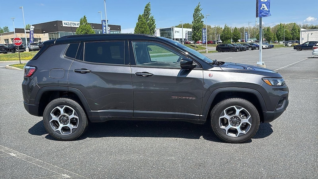 Used 2022 Jeep Compass Trailhawk SUV