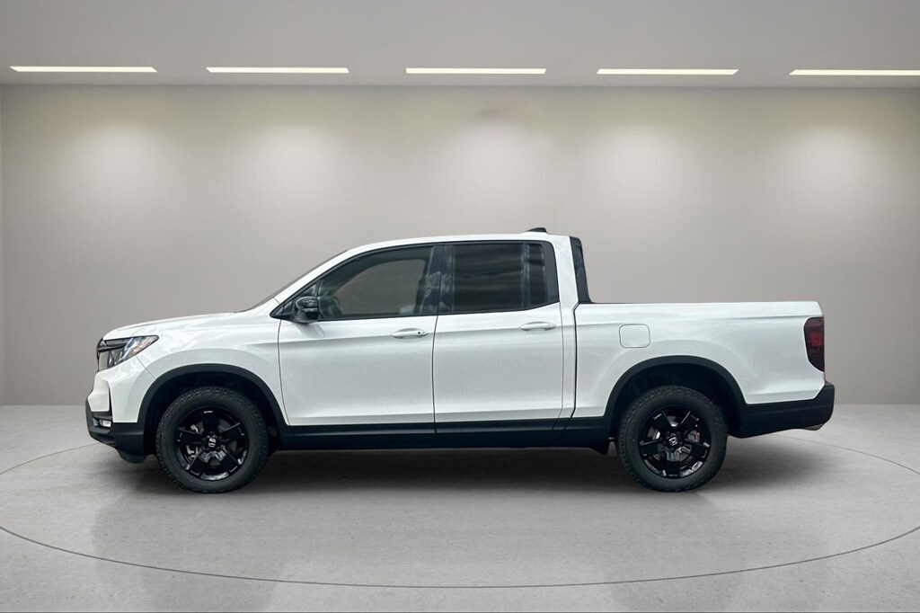 New 2026 Honda Ridgeline Black Edition Two-Tone Truck Crew Cab