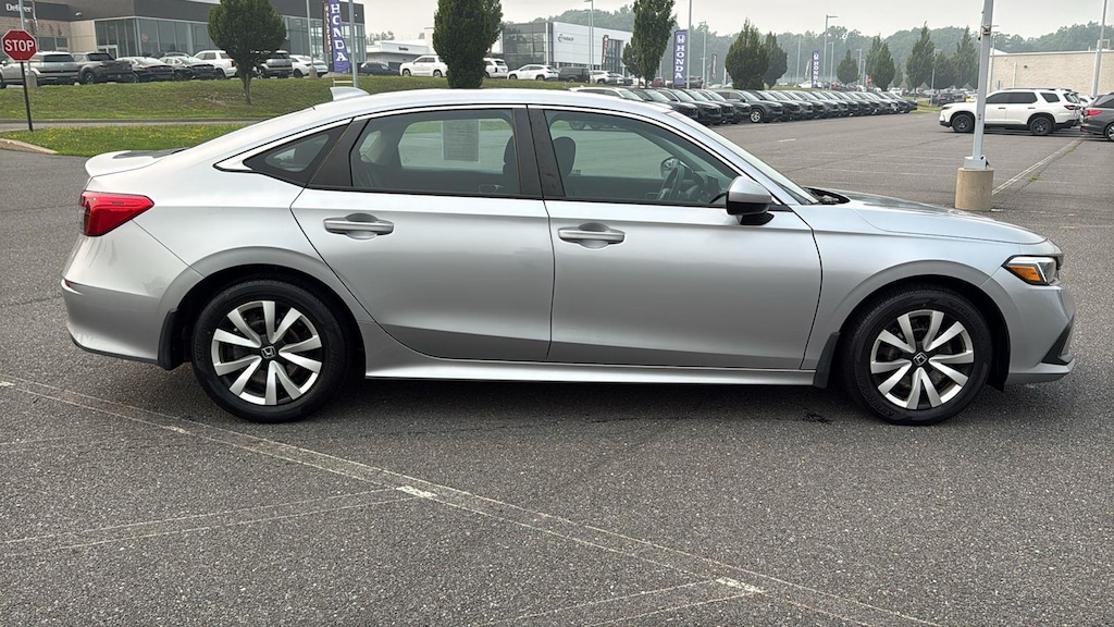 Used 2023 Honda Civic LX Sedan
