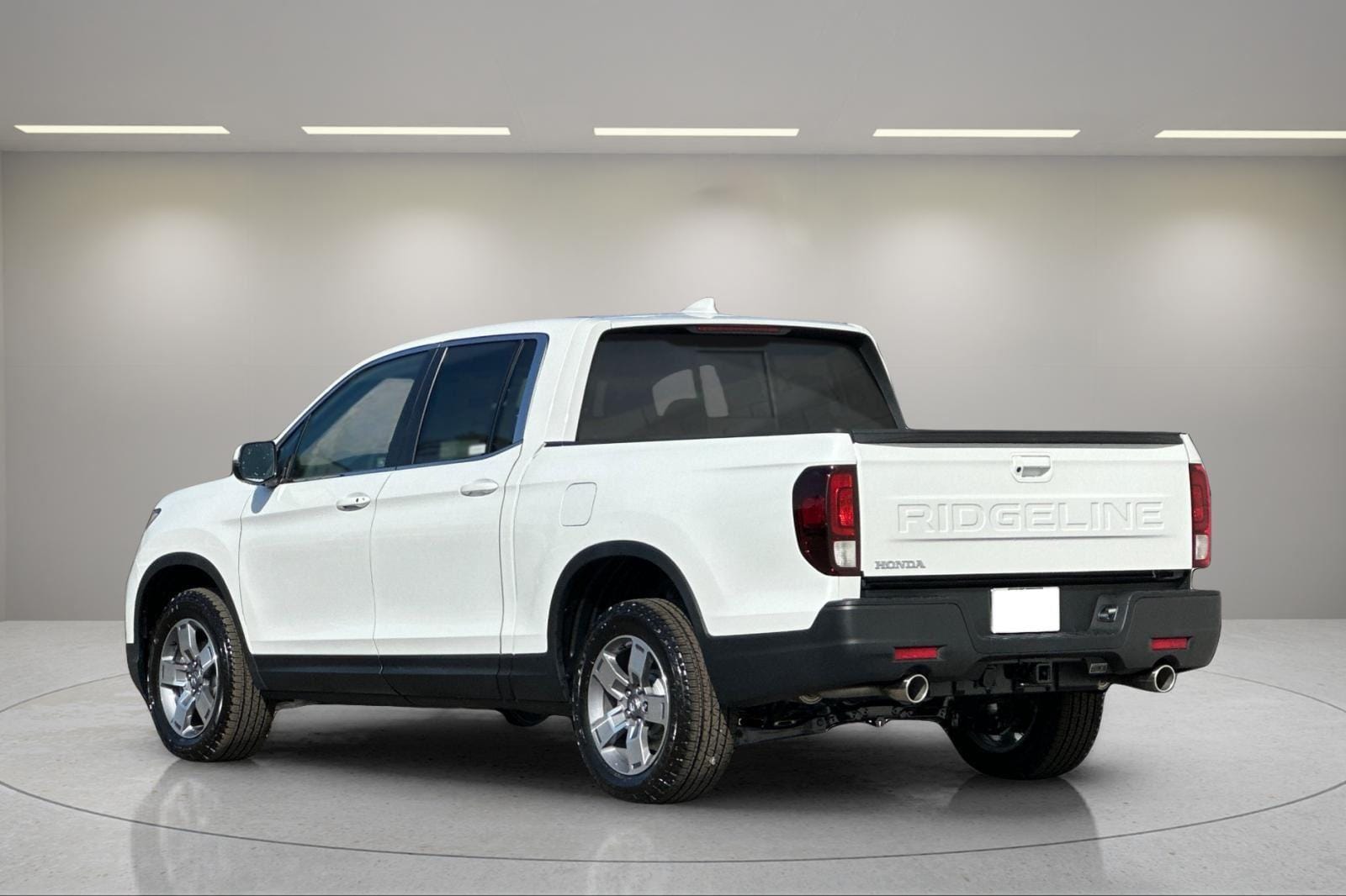 2025 Honda Ridgeline RTL - Photo 3