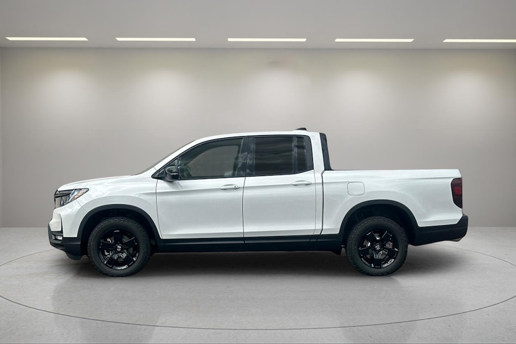 New 2026 Honda Ridgeline Black Edition Two-Tone Truck Crew Cab