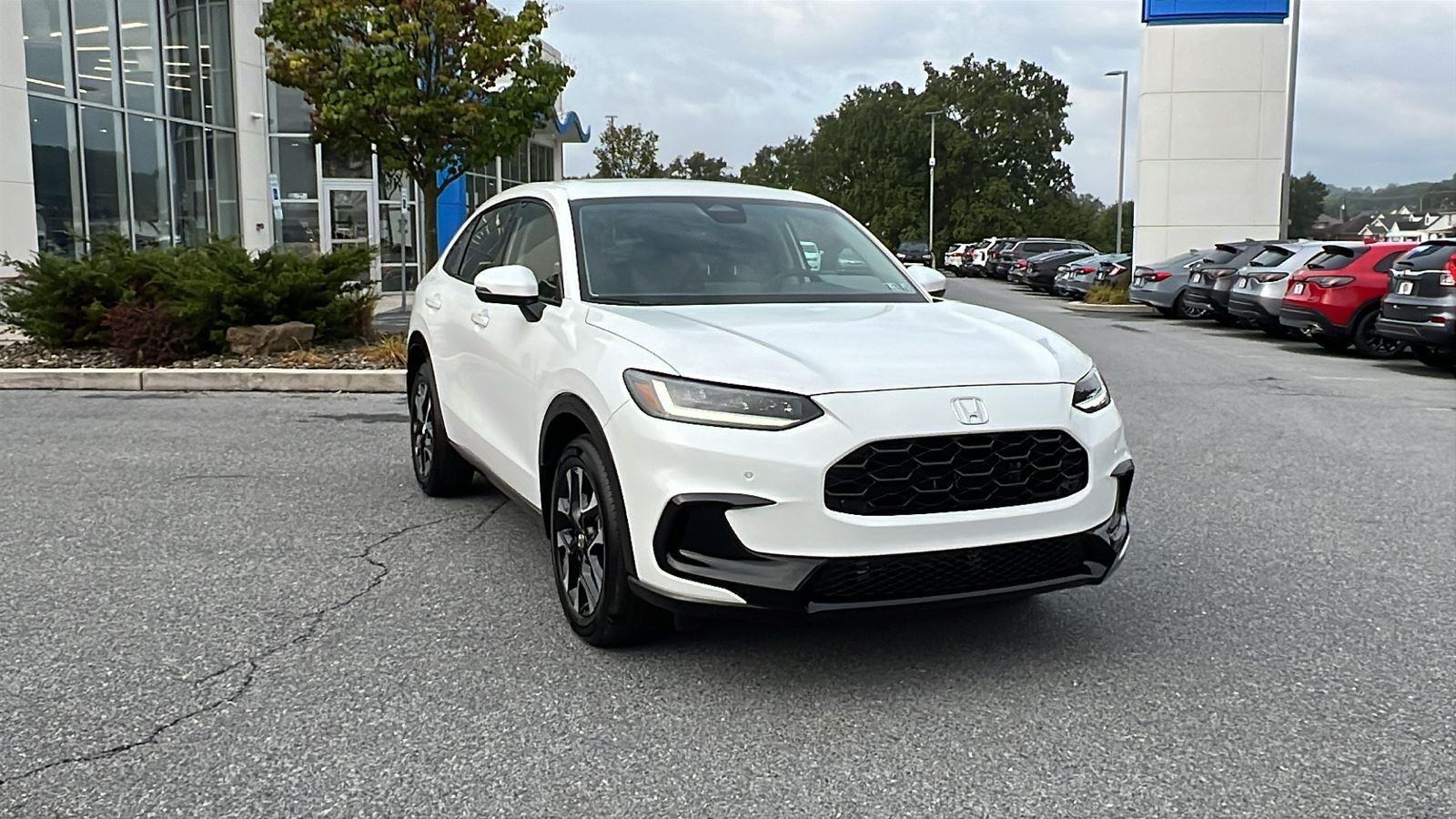 2026 Honda HR-V EX-L's photo