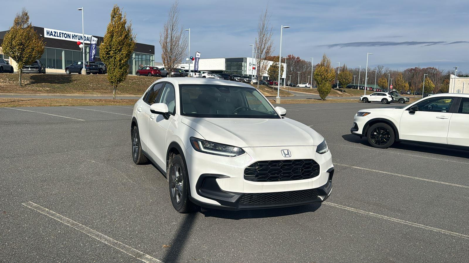 2026 Honda HR-V LX's photo