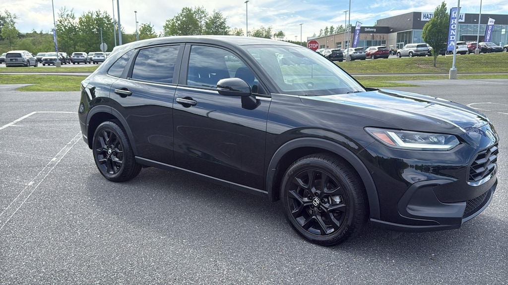 Used 2024 Honda HR-V Sport w/BSI SUV