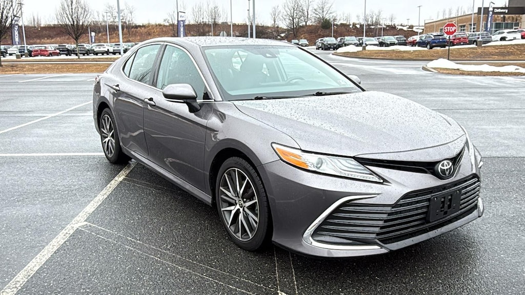 Used 2022 Toyota Camry XLE Sedan