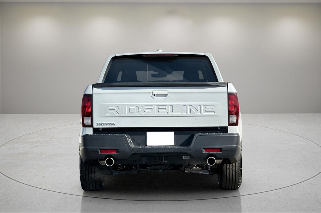 New 2025 Honda Ridgeline RTL Truck Crew Cab