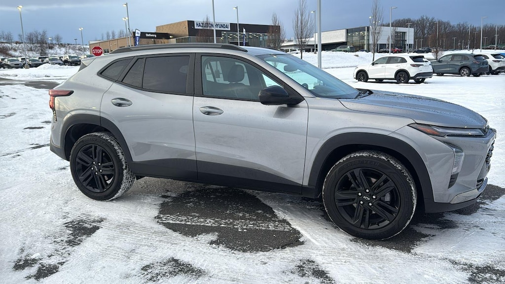 Used 2024 Chevrolet Trax ACTIV SUV