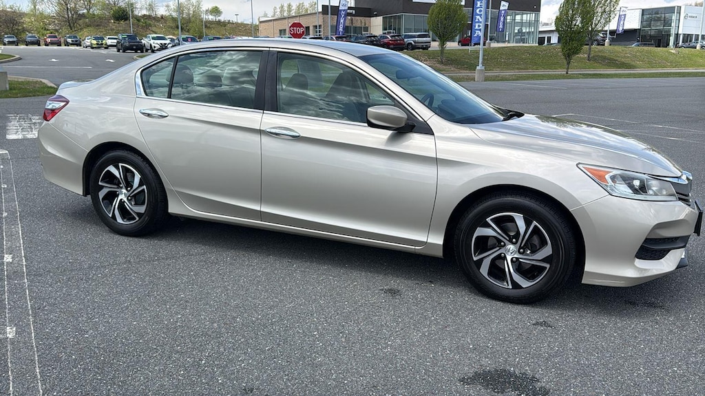 Used 2017 Honda Accord LX Sedan