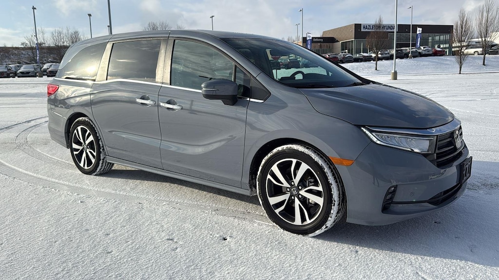 Used 2023 Honda Odyssey Touring Van