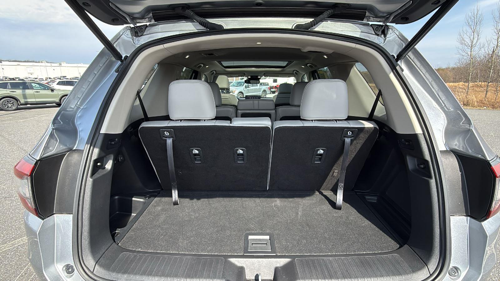 2023 Honda Pilot Elite - Photo 22