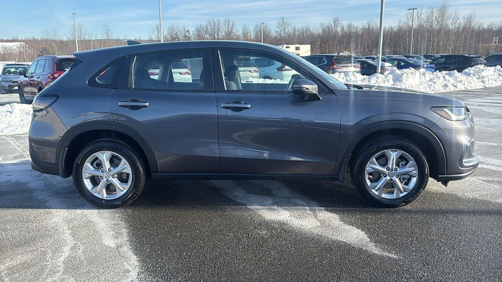 Used 2023 Honda HR-V LX AWD SUV