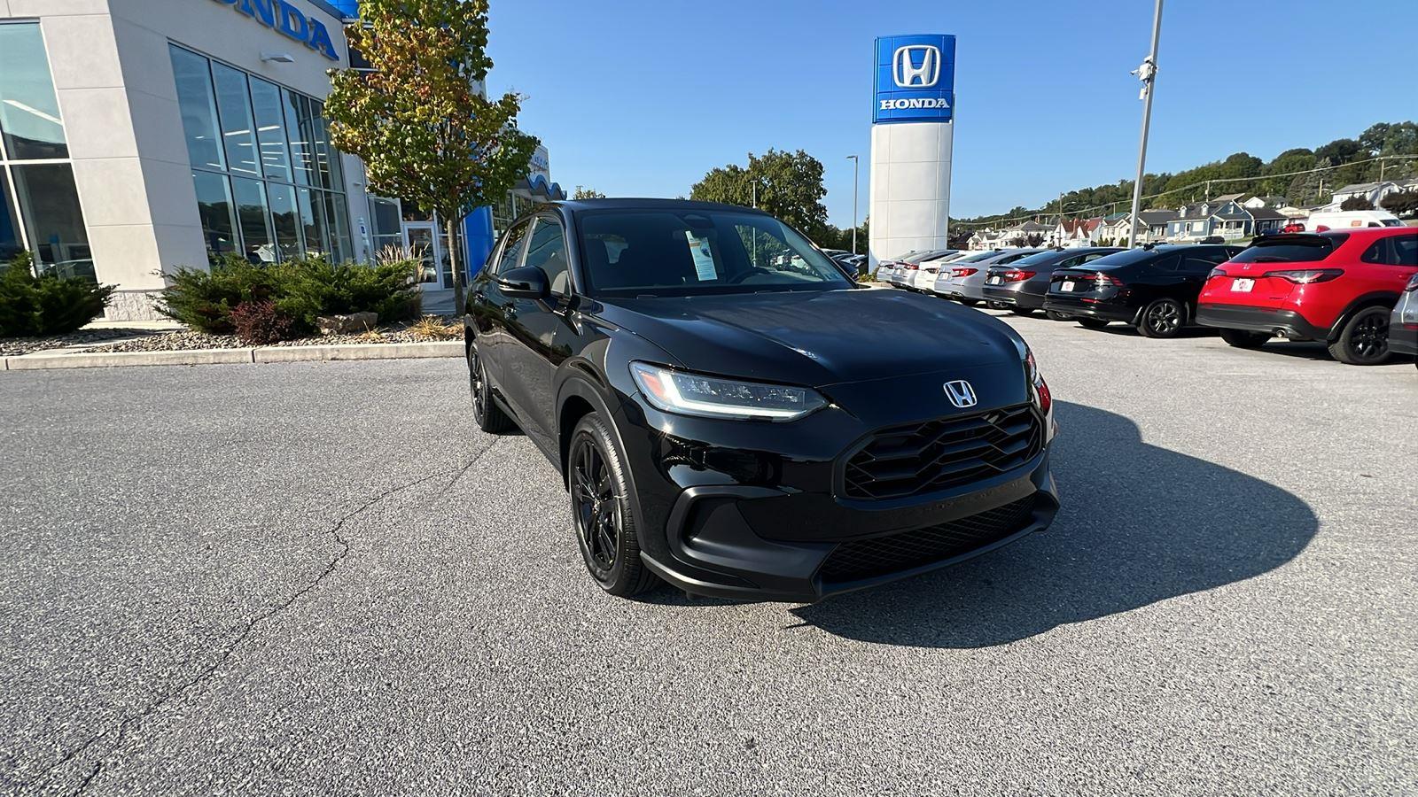 2026 Honda HR-V Sport photo 2