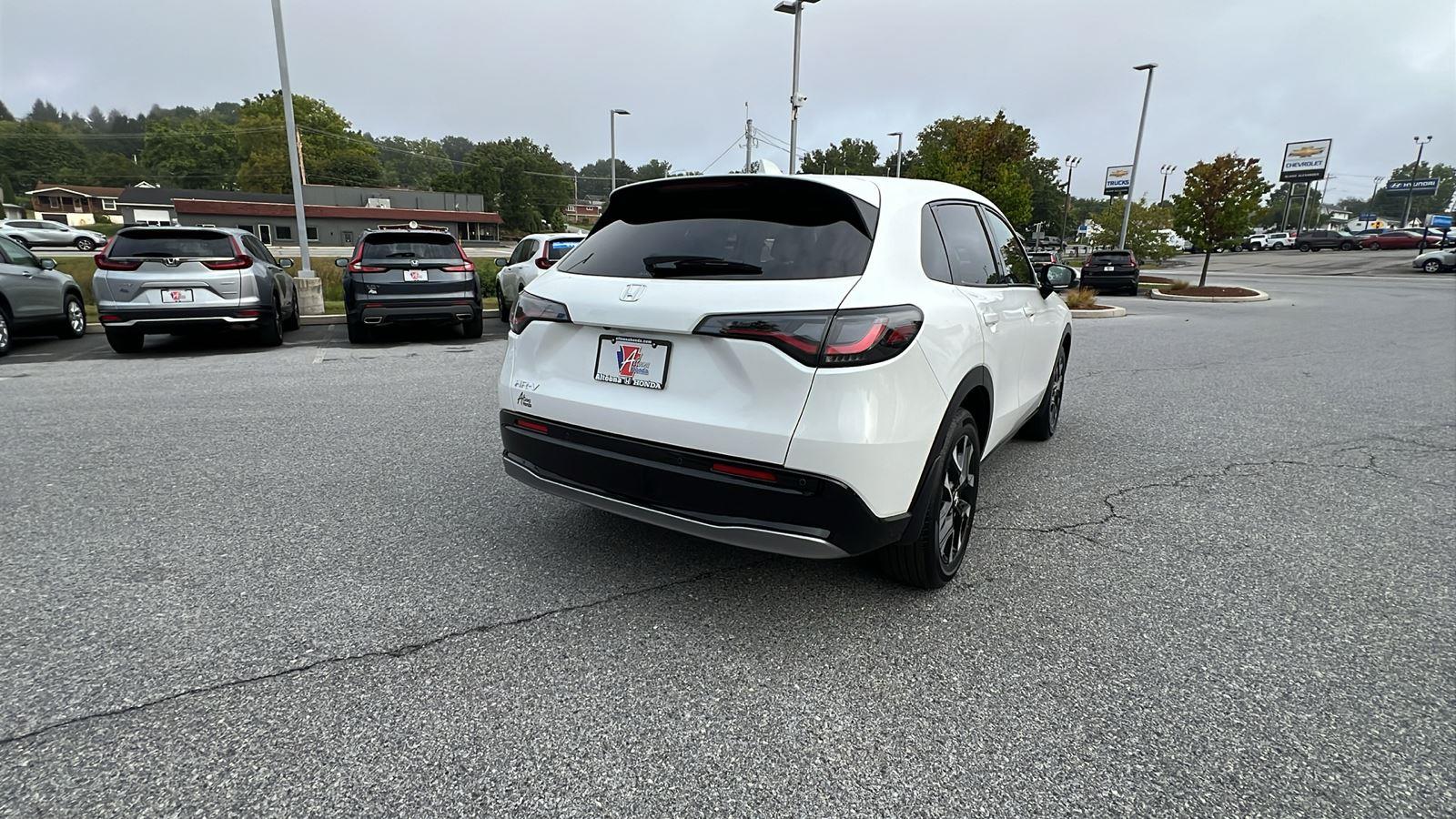 2026 Honda HR-V EX-L photo 4