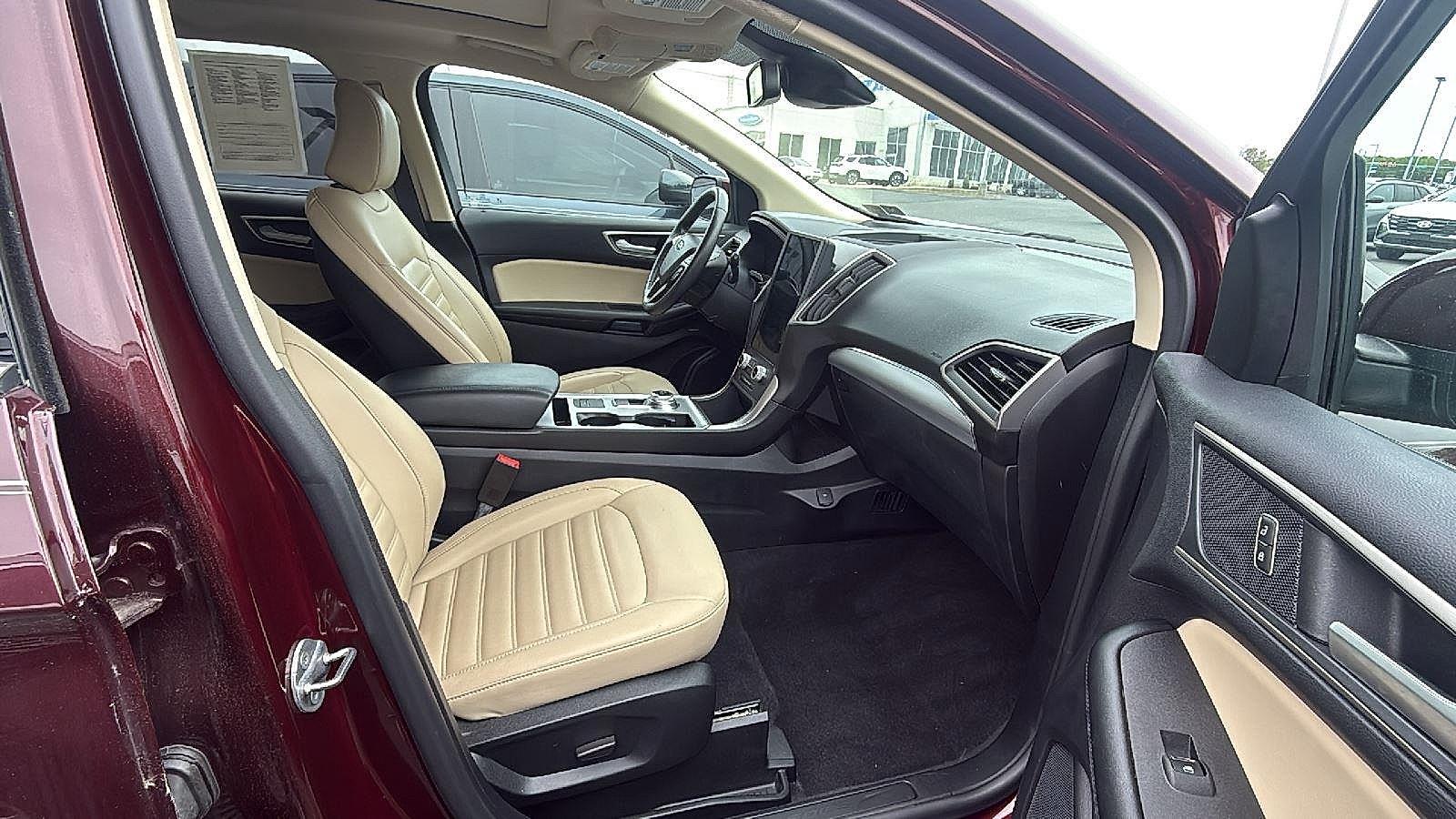 2022 Ford Edge SEL - Photo 6