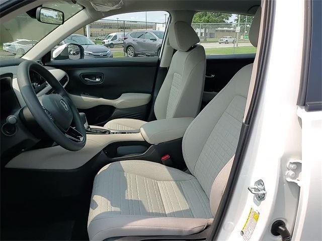 2025 Honda HR-V LX - Photo 13