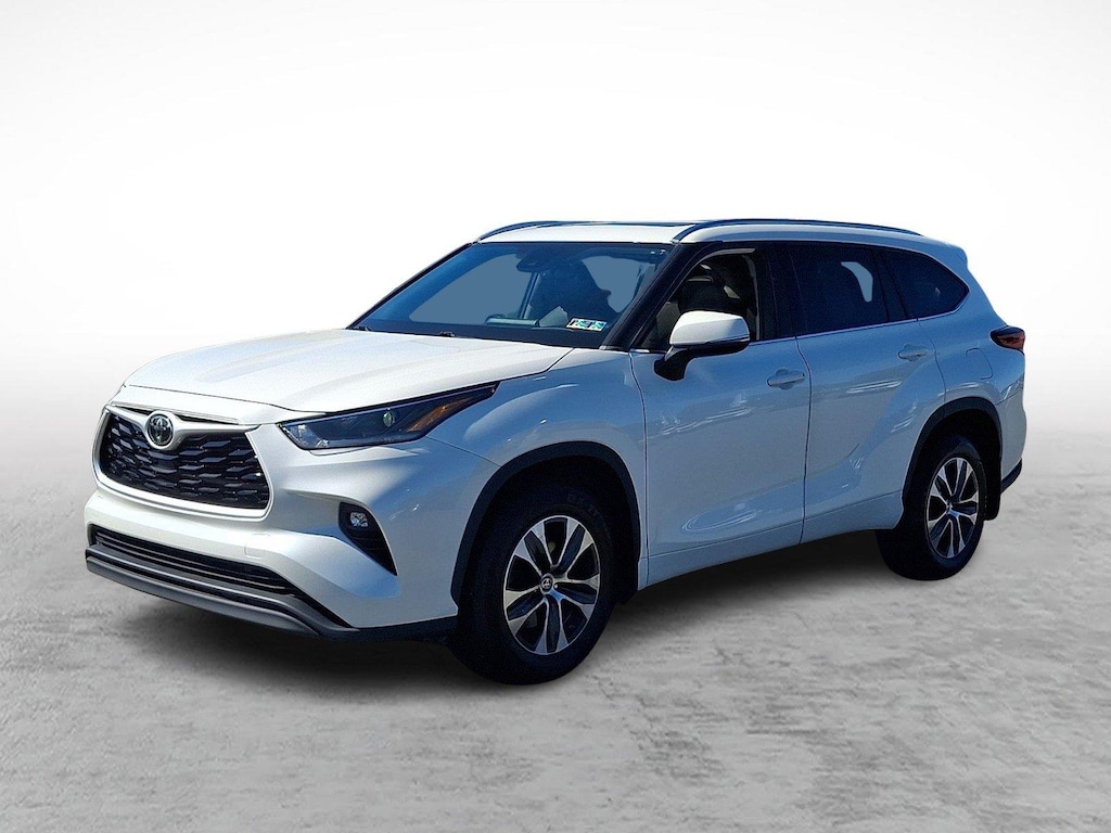 Used 2021 Toyota Highlander XLE SUV