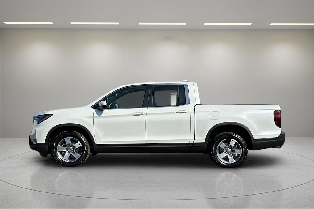 New 2025 Honda Ridgeline RTL Truck Crew Cab