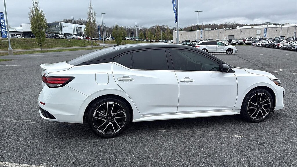 Used 2025 Nissan Sentra SR Sedan