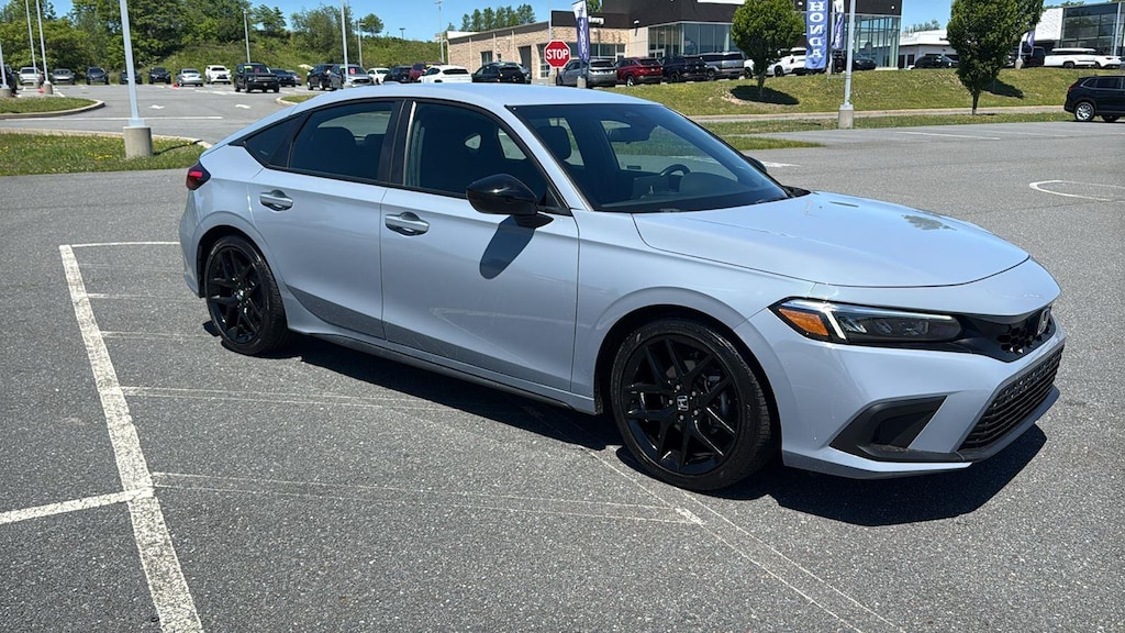 Used 2024 Honda Civic Sport Hatchback